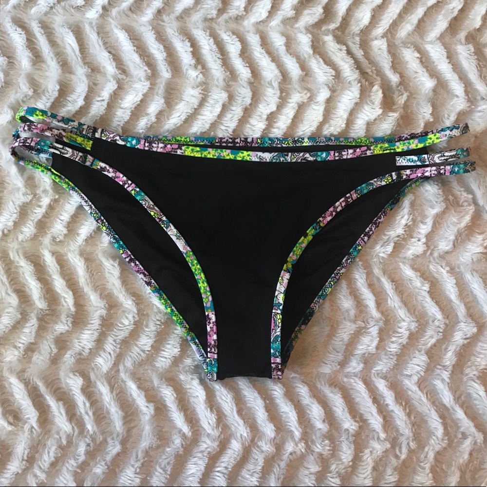 Victoria’s Secret Black Bali Bikini Bottoms
